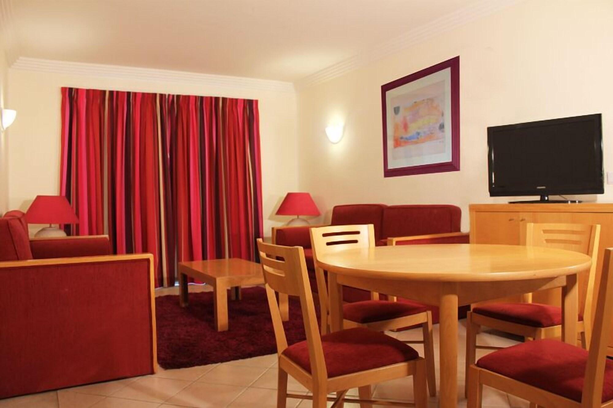 Cheerfulway Balaia Plaza Aparthotel Albufeira Bagian luar foto