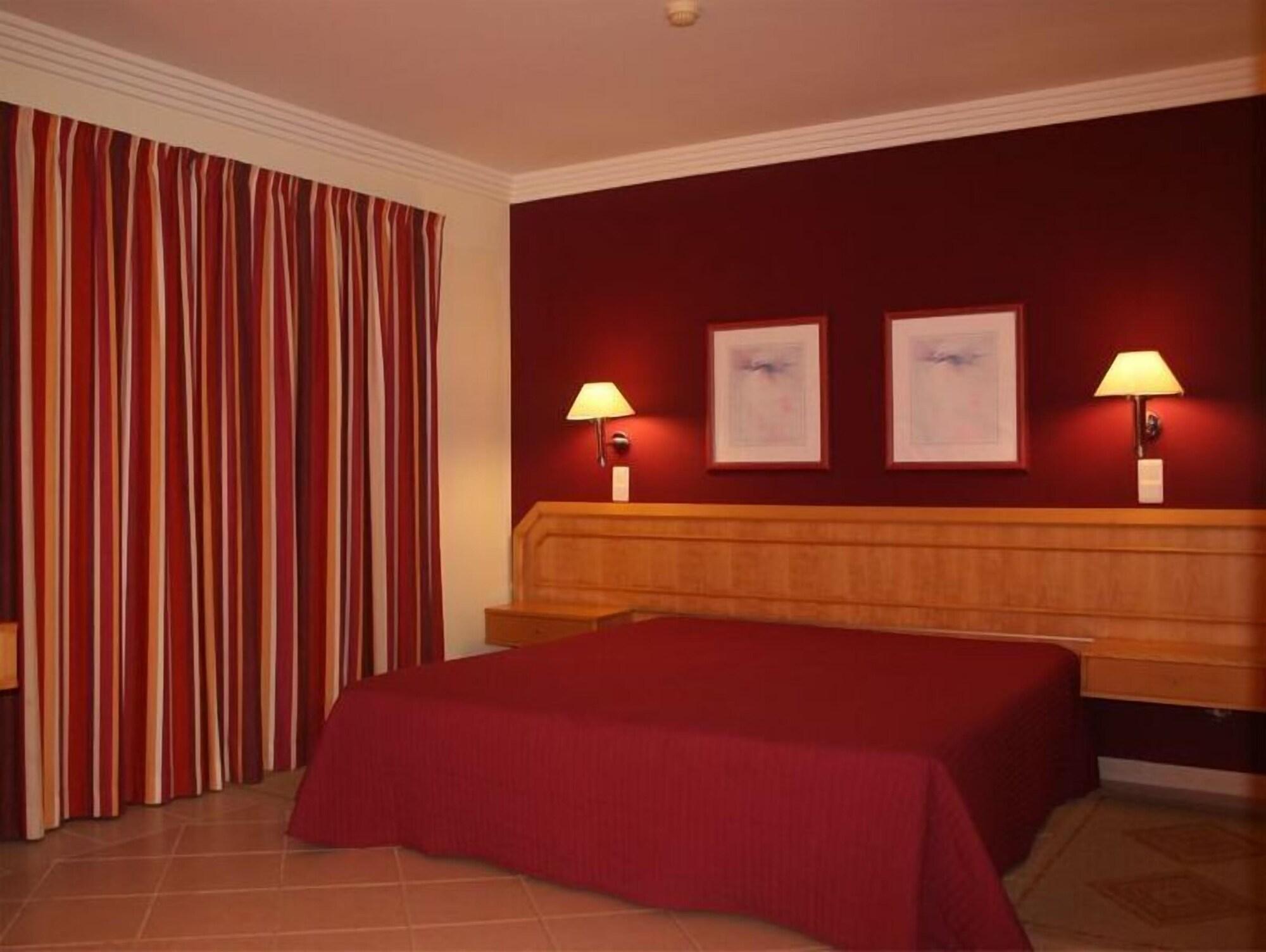 Cheerfulway Balaia Plaza Aparthotel Albufeira Bagian luar foto